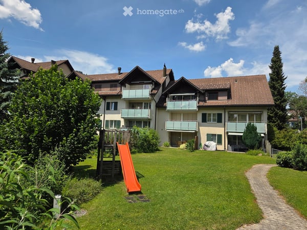 Zentral und ruhig gelegene 2.5 Zimmerwohnung 1