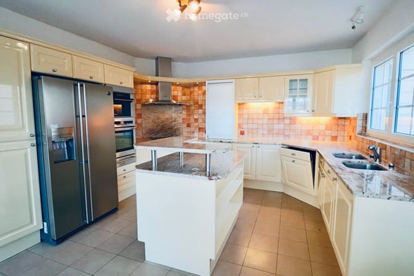 Villa individuelle de 230 m² avec géothermie, panneaux solaires et grand terrain de 890 m² 3