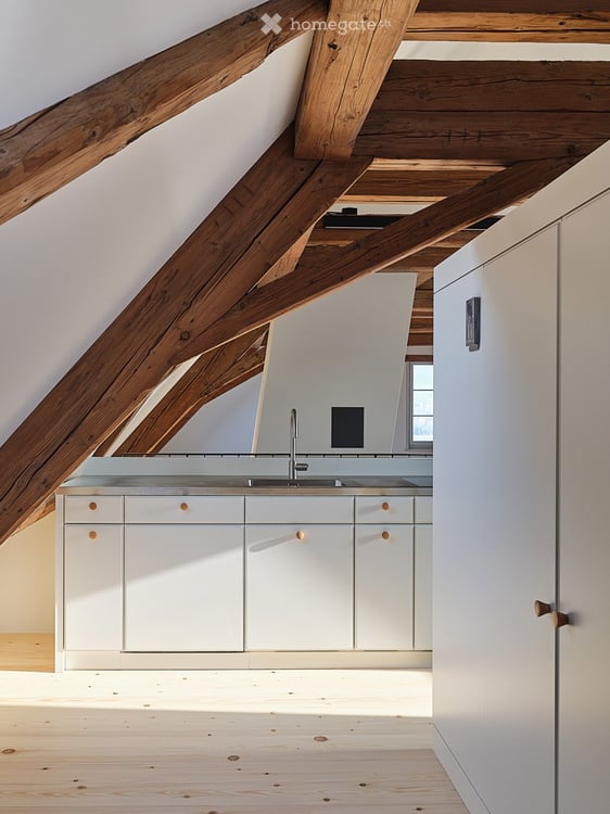 Einzigartiges Loft im Dachgeschoss – Historischer Charme trifft modernen Wohnkomfort 3