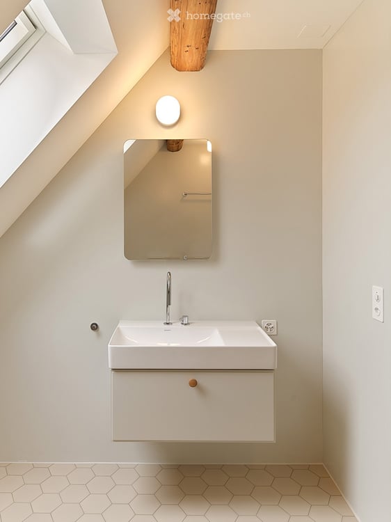 Einzigartiges Loft im Dachgeschoss – Historischer Charme trifft modernen Wohnkomfort 4