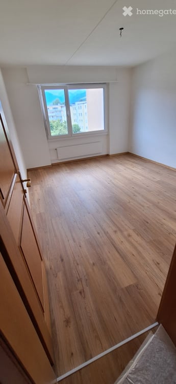 Charmante 3.5-Zimmer-Wohnung mit Balkon und Aussicht in Altendorf 6