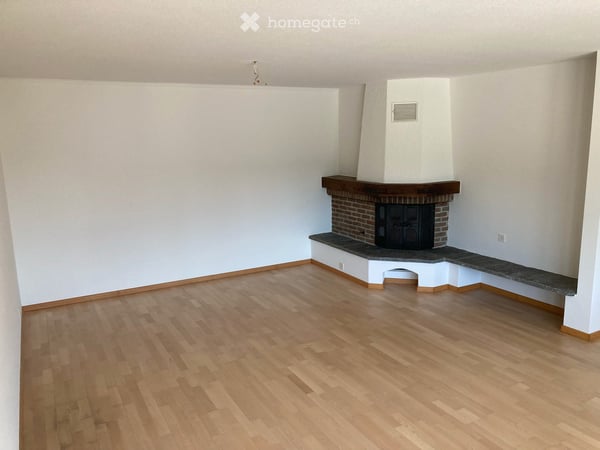 Charmante 3.5-Zimmer-Attikawohnung an der Bahnhofstrasse in Urdorf 4