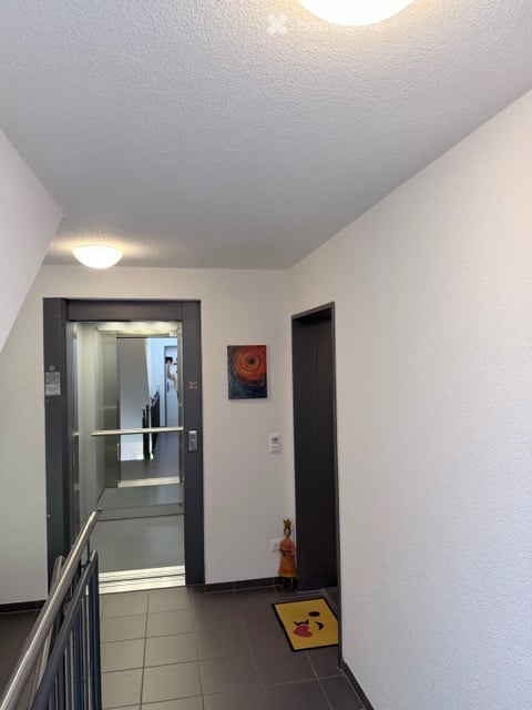 Moderne 4.5-Zimmer-Wohnung mit Balkon in Bubikon 8
