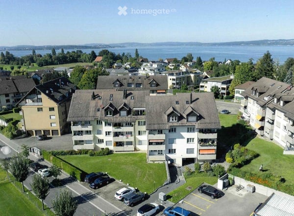 Frisch sanierte 3.5-Zimmer-Wohnung mit gedecktem Balkon in Landschlacht am Bodensee 4