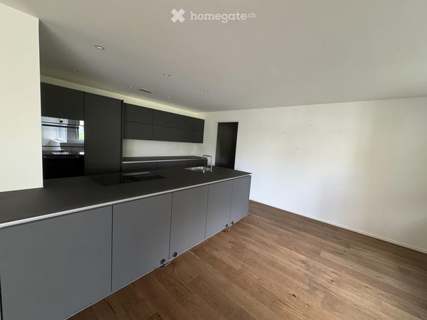 Bright & Quiet 3.5-Room New Build Apartment with Balcony in Zürich Wollishofen 4