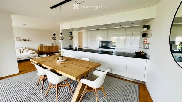 Grosszügige 5.5-Zimmer-Wohnung an attraktiver Lage in Tägerwilen 2