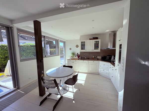 Single-Storey House with Pool in Village Neuf –Ideal for Families, 6 km from Switzerland and Germany 10