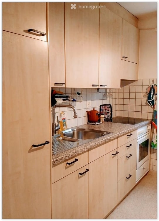 Sonnige 4-Zimmer-Wohnung mit Weitblick und grossem Potenzial in Döttingen 8