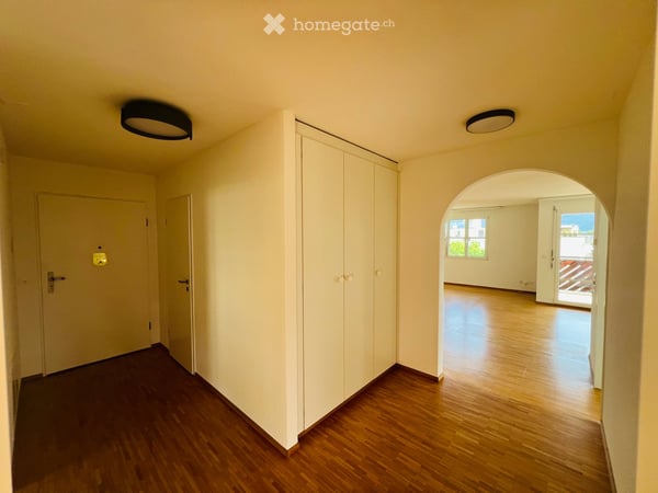 Helle 3½-Zimmer-Wohnung mit privatem Wellness-Bereich in Oetwil an der Limmat 7