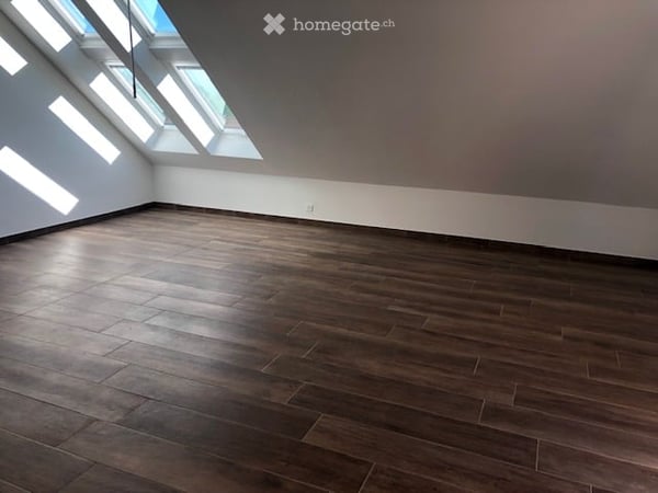 Charmante 3.5-Zimmer-Dachwohnung 4