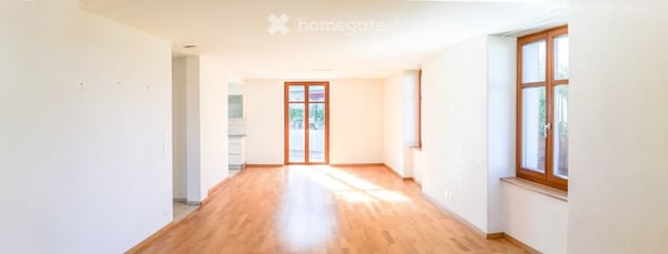 Sehr schöne moderne Wohnung, neuwertig und 2012 komplett Renoviert 4
