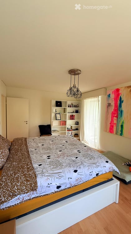 Helle, moderne 4-Zimmer-Wohnung mit viel Charme in Herrliberg 5