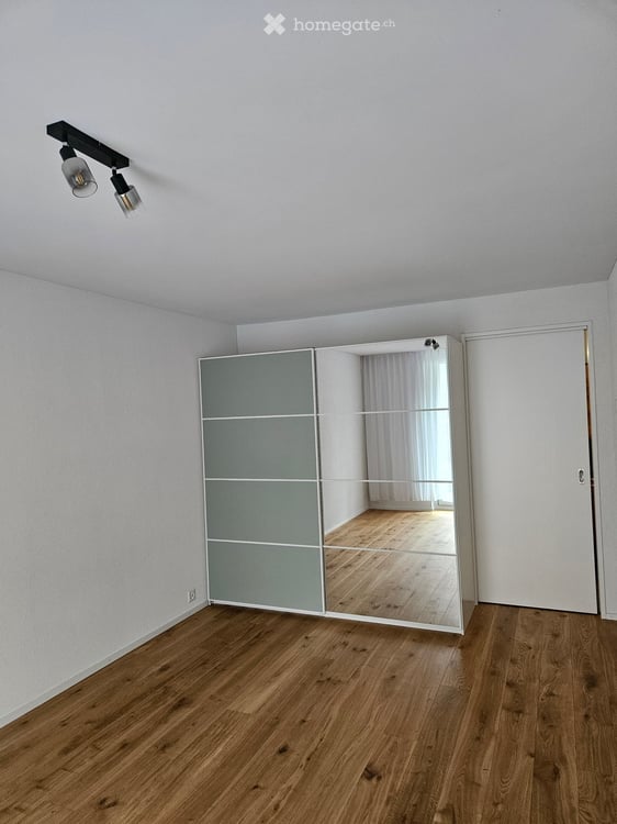 Moderne 2.5-Zimmer-Neubauwohnung in Toplage Goldau 3