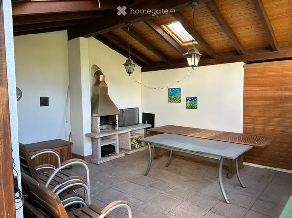 4.5-Zimmer Wohnung im Hochparterre in Birsfelden mit wunderschönem Garten und Swimming-Pool 12