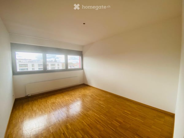 Zentrale 3.5-Zimmer-Attika-Maisonette-Wohnung 5