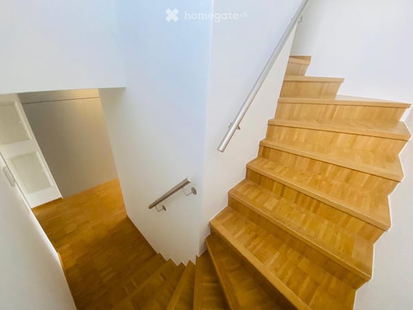 Zentrale 3.5-Zimmer-Attika-Maisonette-Wohnung 4