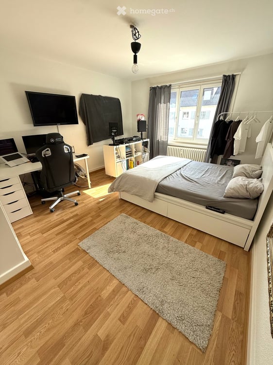 Helle 3.5-Zimmer-Wohnung mit Balkon in Bern 2