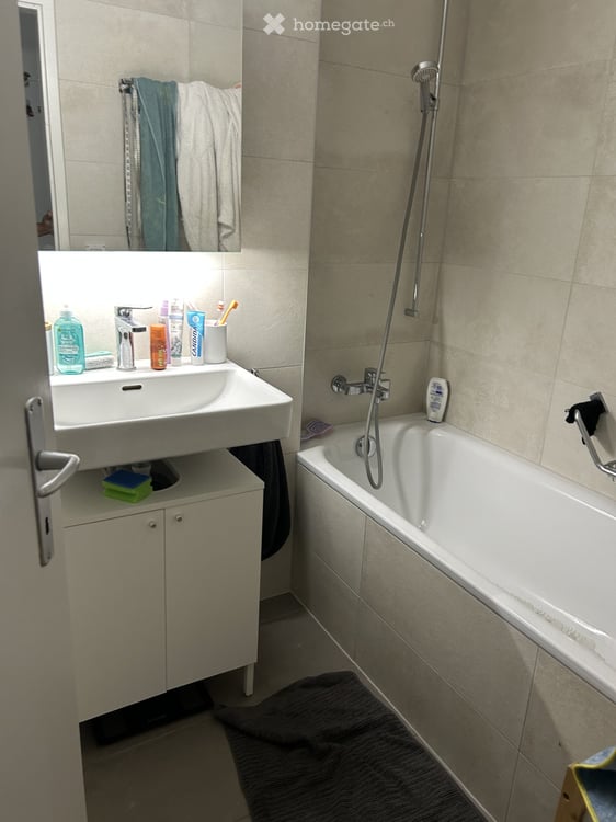 Charmant appartement de 3 pièces avec balcon à Neuchâtel 2