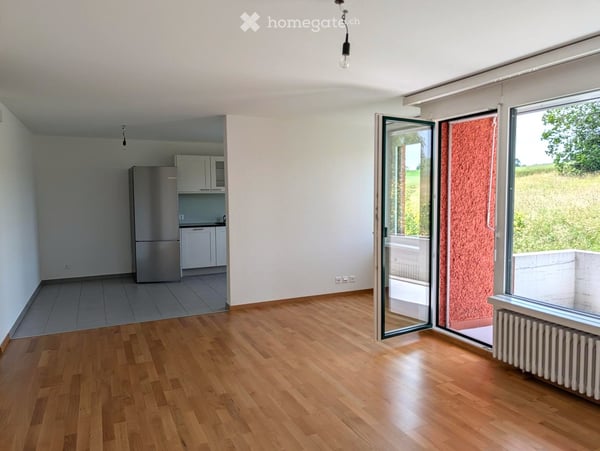 300 Meter zum Bahnhof und in 16 Minuten im HB Zürich 9