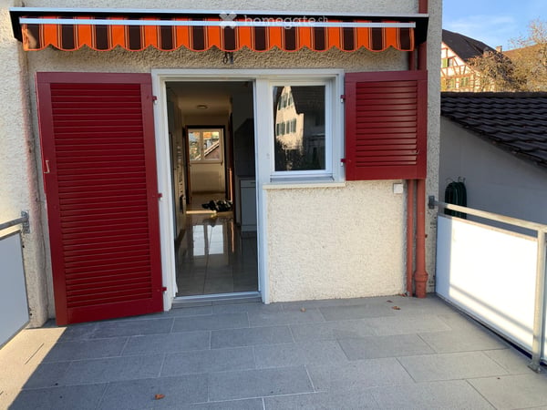 Gemütliches, familienfreundliches, freistehendes Einfamilienhaus mit grossem Umschwung 10