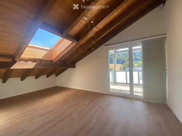 Charmante 3.5-Zimmer-Dachwohnung am Dorfrand von Turbenthal 6