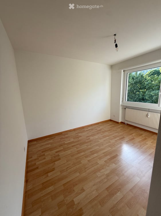 Helle 4.5-Zimmer-Wohnung mit Balkon und schöner Aussicht in Gelterkinden 8