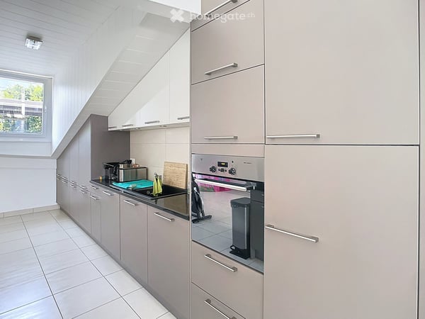 Appartement moderne à louer à Mies (1295) – Cadre verdoyant et lumineux 4