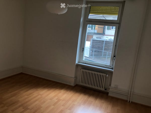 Charmante 3-Zimmer-Altbauwohnung am Lindenplatz in Allschwil 4