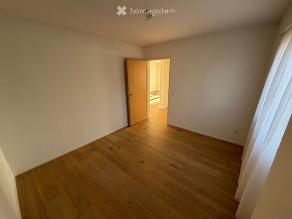 Helle 3.5-Zimmer-Wohnung mit Balkon und schöner Aussicht in Lenzburg 9