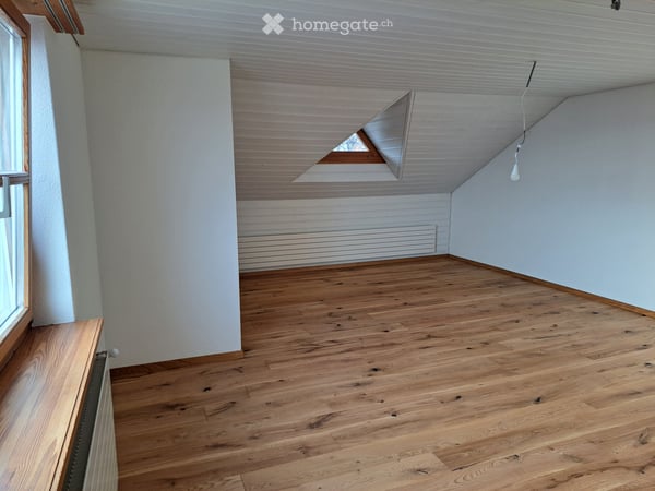 Charmantes 7.5-Zimmer-Einfamilienhaus an ruhiger Lage in Wil SG – ab sofort verfügbar 7