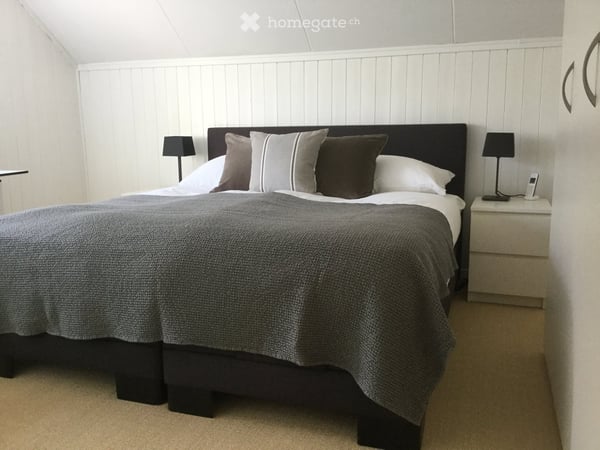 Möbliertes freistehendes Haus 4.5 Zimmer in ruhiger Lage in Herrliberg  befristet 2