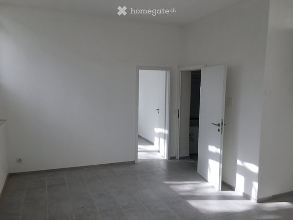 Helles 3-Zimmer-Büro am Meierhofplatz in Zürich-Affoltern – sofort verfügbar 7