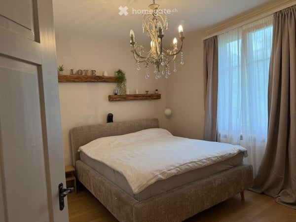 Lässige 3.5 Zimmer-Wohnung am Südhang von Elgg in historischem Gebäude 6