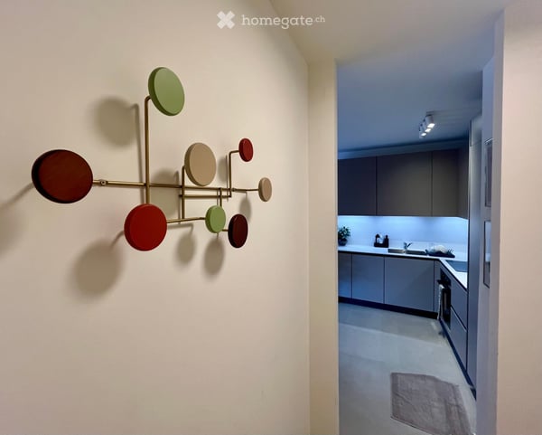 Fully renovated and furnished in 2026 with private access to Lake Lugano 8