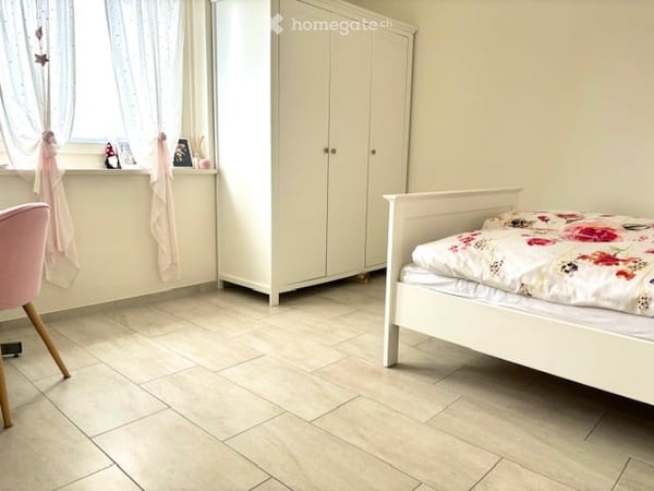 3.5 Zi-Wohnung/Penthouse in Zollikerberg - hell, mit schöner Aussicht 13