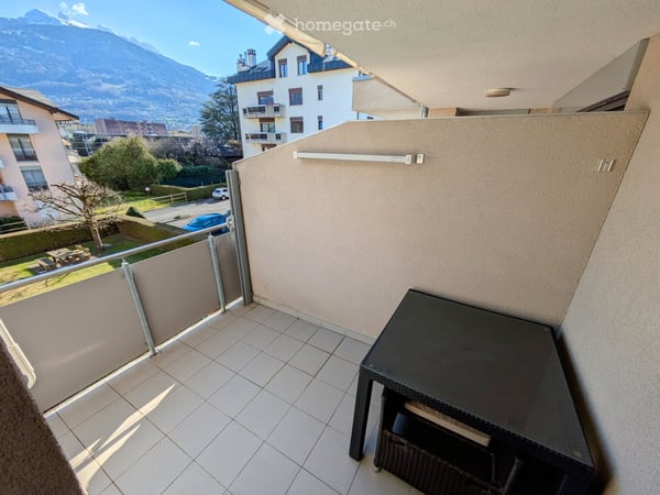 Lumineux 3.5 pièces de 82 m² avec grand espace de vie et balcon orienté plein sud 5