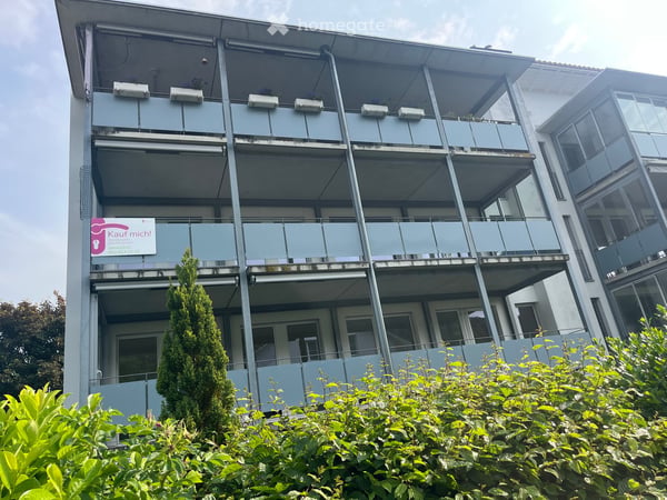 Helle Eigentumswohnung in Schul- und Cholfirst-Nähe in Feuerthalen zu verkaufen. 9