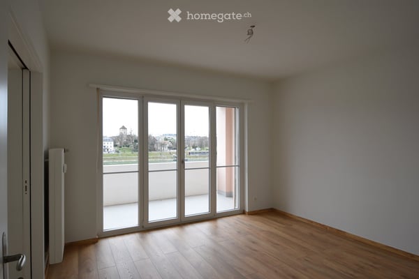 Sonnige 3.5-Zimmer-Wohnung mit Rheinblick 4