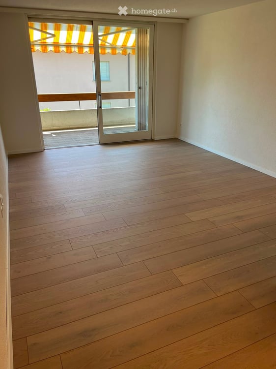 Neu Renovierte 2.5-Zimmer-Wohnung mit Balkon in Beromünster 5