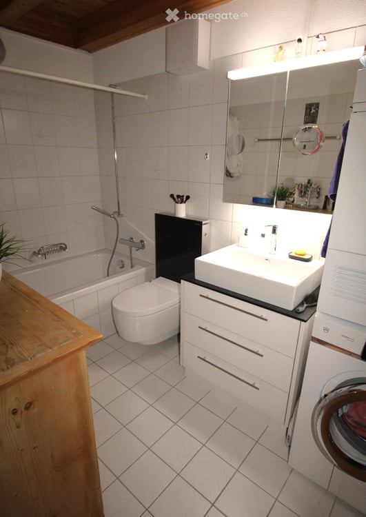 Charmante 5.5-Zimmer-Maisonette-Wohnung mit Balkon und schöner Aussicht in Gebertingen 11