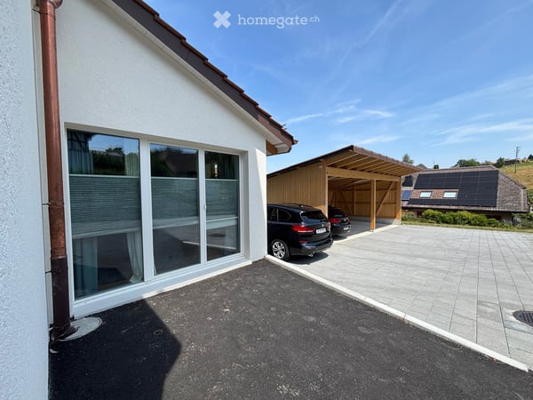 Newly Renovated 3.5-Room Apartment with Balcony in Eriswil 22