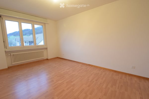 Schöne 4.5-Zimmer Wohnung im 2.OG an ruhiger und doch zentraler Lage 6