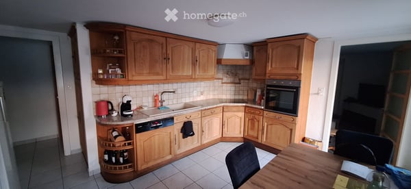Charmant appartement de 3 pièces à Châtel-St-Denis 2