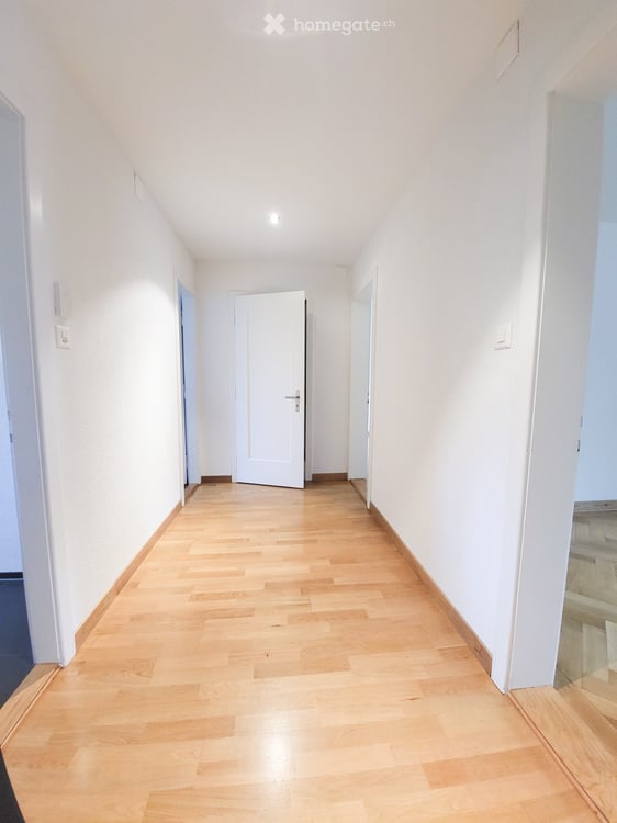 Charmante 3-Zimmer-Altbauwohnung mit Balkon an der Muristrasse, Bern 4