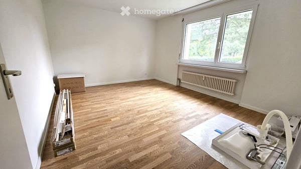 Frisch renovierte 3.3 Zimmer Wohnung mit Balkon und Gartensitzplatz in Stäfa 5