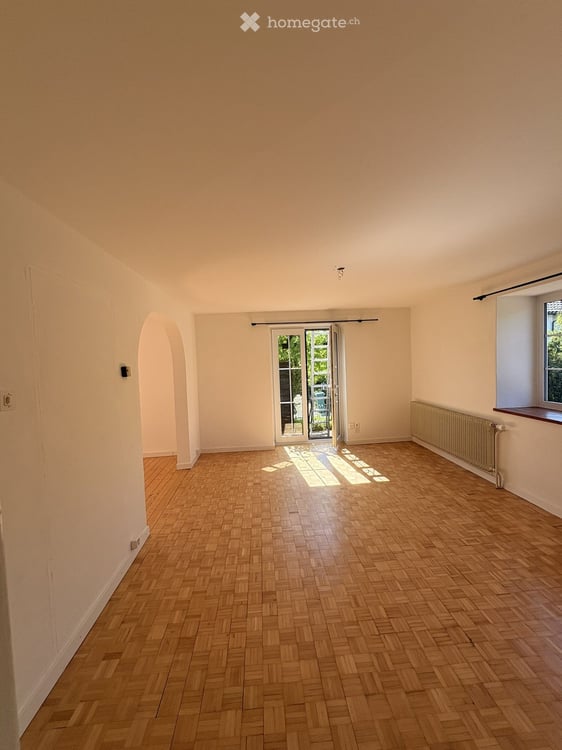 Charmantes 4.5-Zimmer-Doppelhaus zur Miete in Zürich-Affoltern 3
