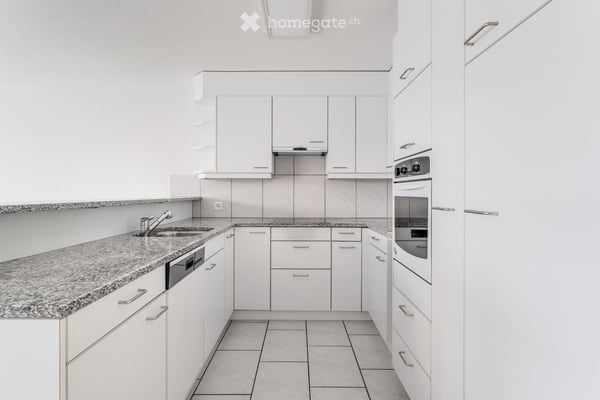 Helle 4.5-Zimmer-Wohnung mit Balkon und schöner Aussicht in Seengen 3