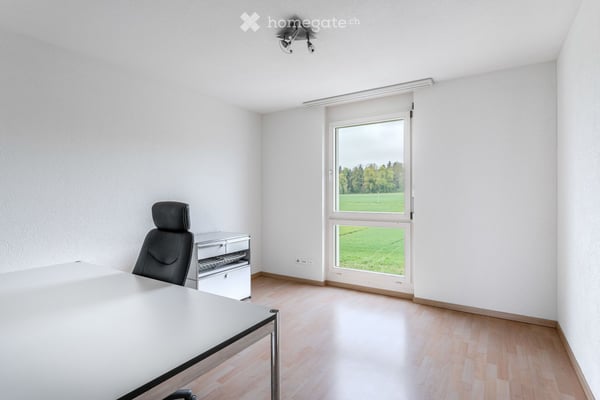 Helle 4.5-Zimmer-Wohnung mit Balkon und schöner Aussicht in Seengen 7