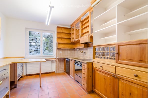 Charmante 3.5-Zimmer-Wohnung mit Panoramablick auf See und Berge in Luzern 9