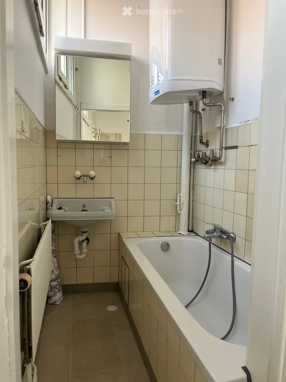 Charmante 3-Zimmer-Altbauwohnung im Erdgeschoss in Allschwil 9